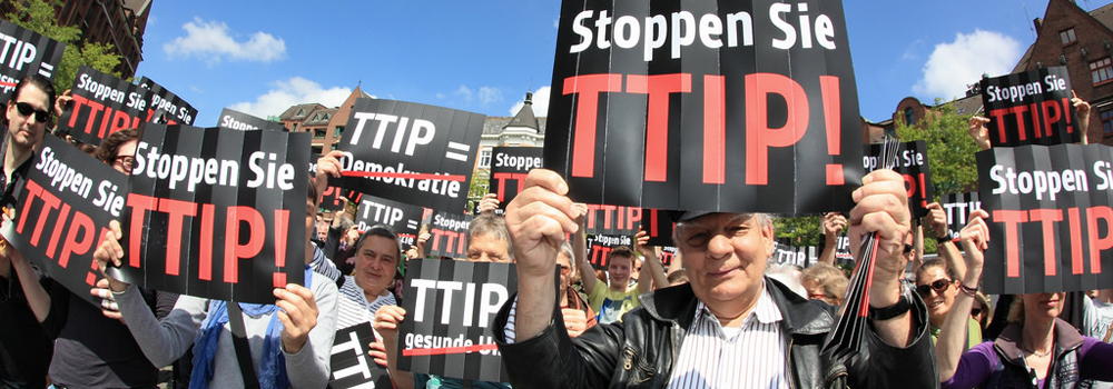 "Stoppt Freihandelsabkommen TTIP". Foto: CC BY-NC 2.0 by campact.